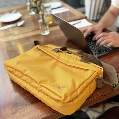 Bolso notebook 13 y 14 pulgadas sustentable amarillo
