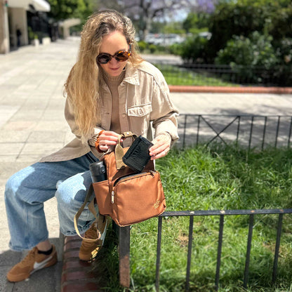 Mochila Cartera sustentable negra 7 lts