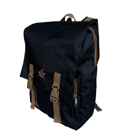 Mochila cuadrada sustentable para notebook 16 lts