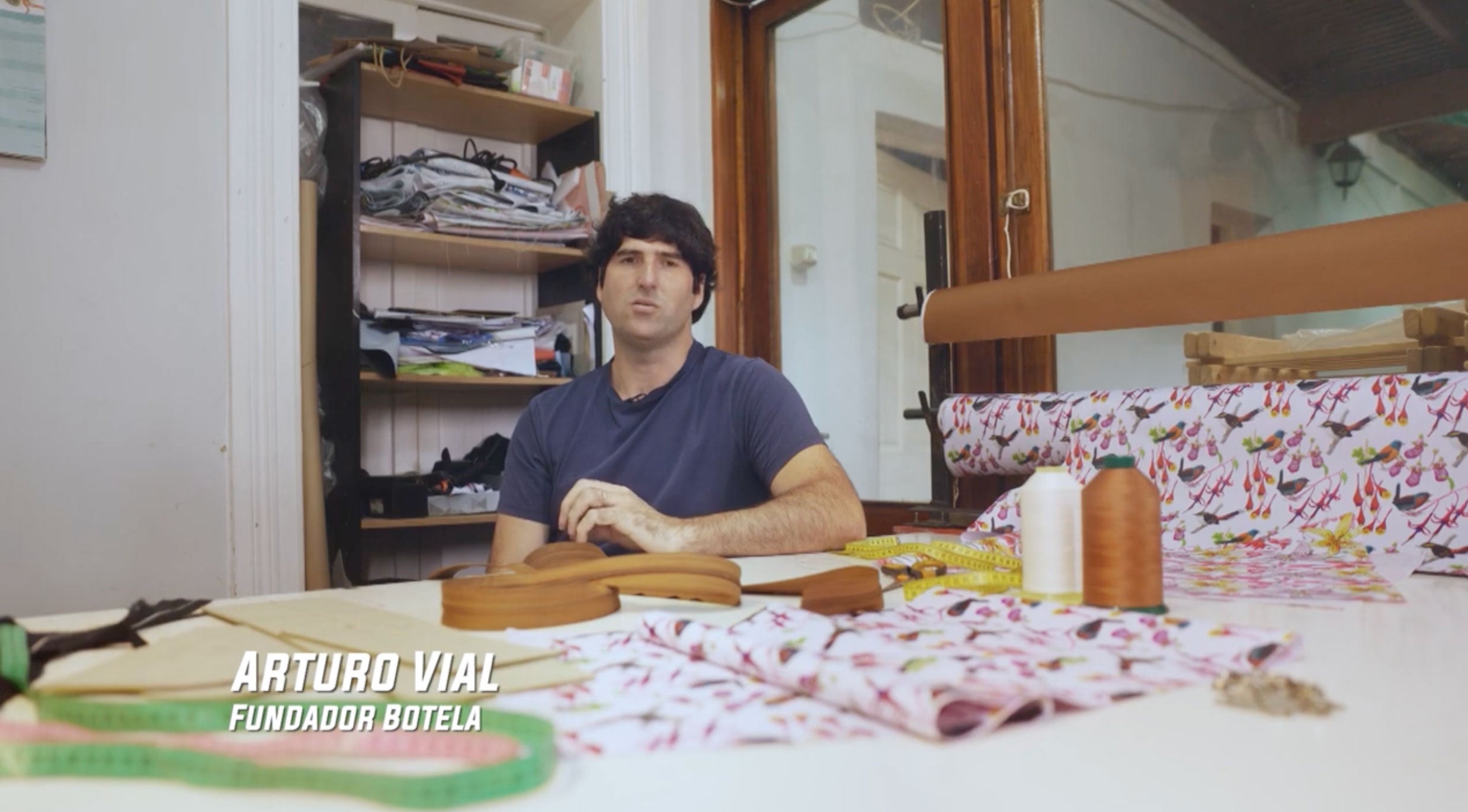 Cargar video: 